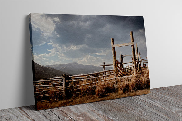 OLD CATTLE PENS - WYOMING WESTERN DECOR