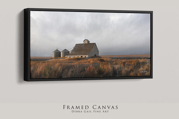 OLD COUNTRY BARN LANDSCAPE - PANORAMIC DECOR