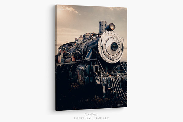 Vintage AT&SF Steam Locomotive #811 | Rustic Industrial Art