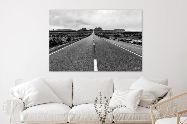 Black and White Monument Valley Highway – Forrest Gump Point