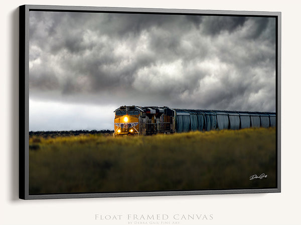 TRAIN INDUSTRIAL WALL ART - PLAINS DECOR