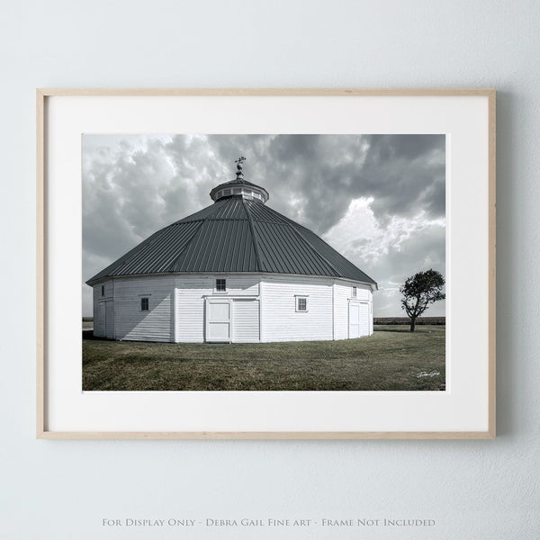 Debra Gail Fine Art Photo Print / 10x8 FROMME-BIRNEY ROUND BARN - FARMHOUSE DECOR