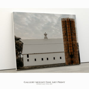 minimalist white barn picture